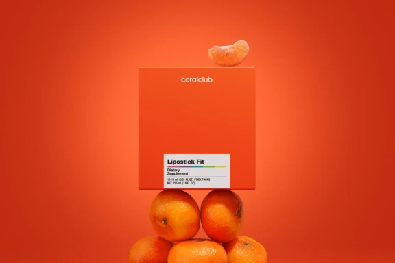 Lipostick Fit – complemento alimenticio con edulcorantes. 60 sobres. Contiene cafeína (1,1 mg en 1 sobre/2,2 mg en 2 sobres). No recomendado para niños ni mujeres embarazadas. Volumen: 900 ml (60 х 15 ml).